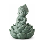 Aap tea pet op lotusbloem van hars en steenpoeder