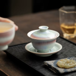 Chinese gaiwan Sancai van keramiek