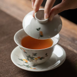 Chinese gaiwan van Dehua-porselein