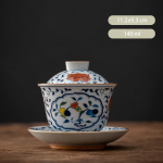 Chinese gaiwan van porselein met bloem of fruitmotief — Bloemgaiwan met schoteltje