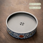 Chinese gaiwan van porselein met bloem of fruitmotief — Rond schaaltje met bloemmotief