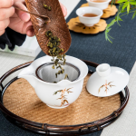 Chinese porseleinen gaiwan met schoteltje