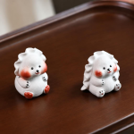 Chinese tea pet in berenvorm van Yixing-klei