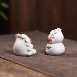 Chinese tea pet in berenvorm van Yixing-klei