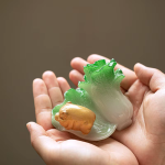 Chinese tea pet met kool en varken van hars