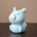 Dierlijke tea pet van blauw-wit porselein