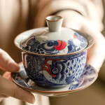 Gaiwan met vissen van porselein