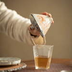 Gaiwan porselein met crème en blauw-gouden decor