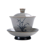 Gaiwan van porselein met blauw decor uit Dehua