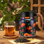 Geïsoleerde theepot met theefilter en RVS binnenkant