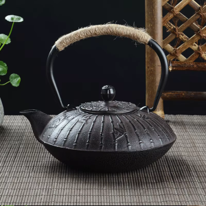Gietijzeren theepot Tetsubin 900 ml