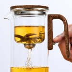 Glazen theepot met filter en zijbediening