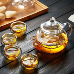 Glazen theepot met infuser van borosilicaatglas