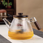 Glazen theepot met ribbels van borosilicaatglas — Oranjegeel