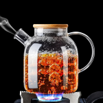 Glazen theepot met spiraalfilter en bamboe deksel