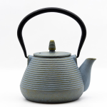 Japanse gietijzeren theepot met theezeef