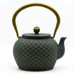Japanse gietijzeren theepot met theezeef