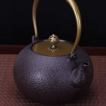 Japanse tetsubin van gietijzer