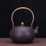 Japanse tetsubin van gietijzer
