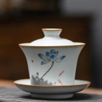 Keramische gaiwan met vier bloem en fruitmotieven — Blauwe bloem