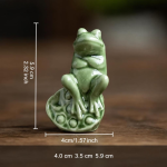 Kikker tea pet van celadonkeramiek — Lotushouding