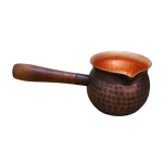 Koperen theepot met lange steel en hamerslag