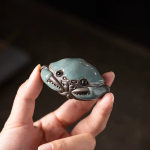 Krab tea pet van craquelékeramiek
