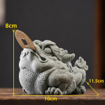 Pad als feng shui tea pet met drakenkop — Gestippelde buik