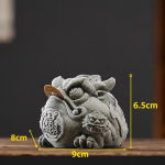 Pad als feng shui tea pet met drakenkop — Rond medaillon