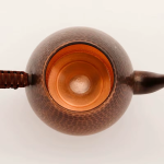 Retro koperen theepot met hamerslag
