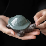 Schildpad theefilter van aardewerk
