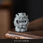 Stenen beelden van Chinese beschermleeuwen