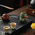 Tea pet kikker van paarse klei