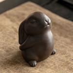 Tea pet konijn van paarse klei