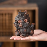 Tea pet met Chinese eenhoorn van aardewerk