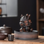Tea pet met Chinese eenhoorn van aardewerk