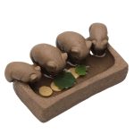 Tea pet met vier varkens van paarse klei
