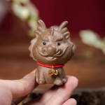 Thee-draakje tea pet van ruwe keramiek