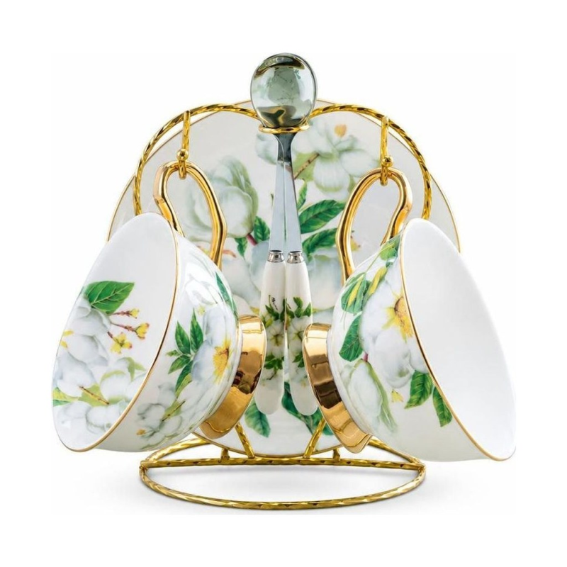 Theeservies met cameliadecor van beenderporselein