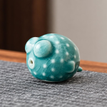 Theevisje tea pet met bubbels van keramiek — Gespikkeld blauwgroen