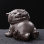 Tijger tea pet met vier houdingen — Zittend, poot voor het lijf