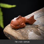 Vis als gongfu tea pet van paarse klei — Terracotta