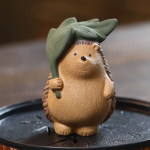 Yixing tea pet egel van zisha-klei — 5 × 5 × 7,3 cm