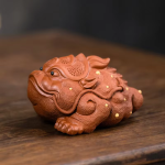 Yixing tea pet in de vorm van een pad — Terracottarood