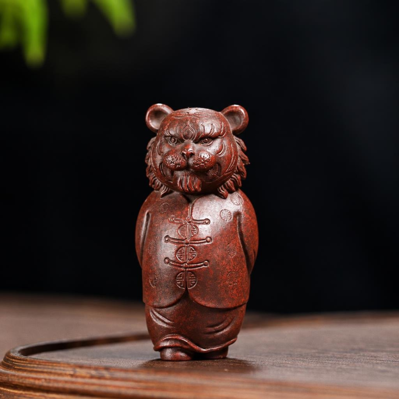 Yixing tea pet in de vorm van een tijger van zisha-klei