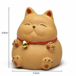 Yixing tea pet kat als gelukskat met rood koord