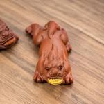 Yixing tea pet met fantasiewezen