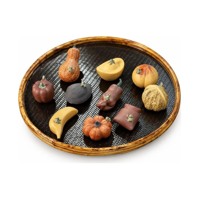 Yixing tea pet met kikker en fruitvormen