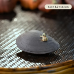 Yixing tea pet met kikker en fruitvormen — Donkergrijze kiezel