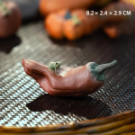 Yixing tea pet met kikker en fruitvormen — Roodbruine paprika